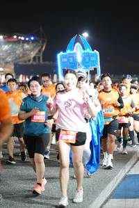 BIB: 26473, 26507, 23722
                            <button type="button" onclick="openModal(19608033)" class="btn btn-primary btn-sm float-right btn-popup" data-toggle="modal" data-target=".modal-high-quality">
                        <i class="fas fa-shopping-cart"></i> Add to Cart
                    </button>
                                            <button type="button" onclick="isThisMe(19608033, true)" class="btn btn-success btn-sm float-right btn-popup btn-isme hidden" data-toggle="tooltip" data-placement="bottom" title="นี่คือรูปของคุณใช่ไหม คลิกที่นี่เพื่อเอาเข้าอัลบั้ม">
                        <i class="fas fa-plus"></i> Add to album
                    </button>
                    <button type="button" onclick="isThisMe(19608033, false)" class="btn btn-warning btn-sm float-right btn-popup btn-isnotme hidden">
                        <i class="fas fa-ban"></i> Remove from album
                    </button>